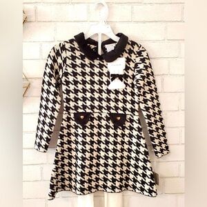NWT. Girls 7/8. Tahari Girls Houndstooth Sweater Dress & Matching Hair Clip